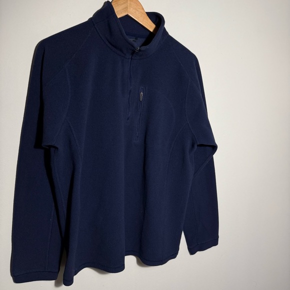 L.L. Bean Navy Blue Women's Sweater size M - Picture 2 of 9